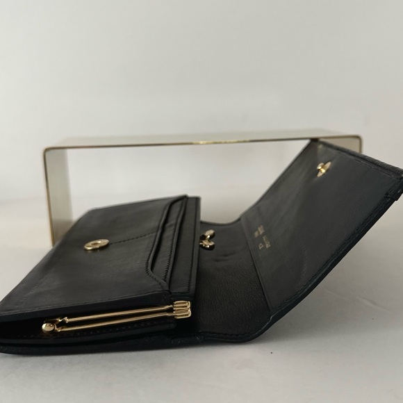 Céline Triomphe WOC, Reptile and Lambskin Leather Wallet en Noire - Picture 6 of 16